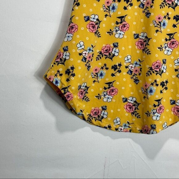 Almost Famous Yellow Floral Top - Picture 3 of 9
